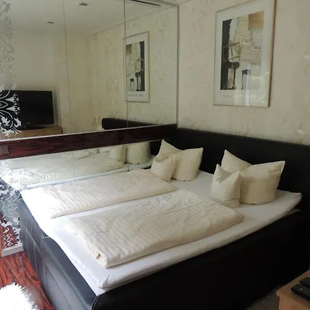 Paul Lincke Residenz Guest house
